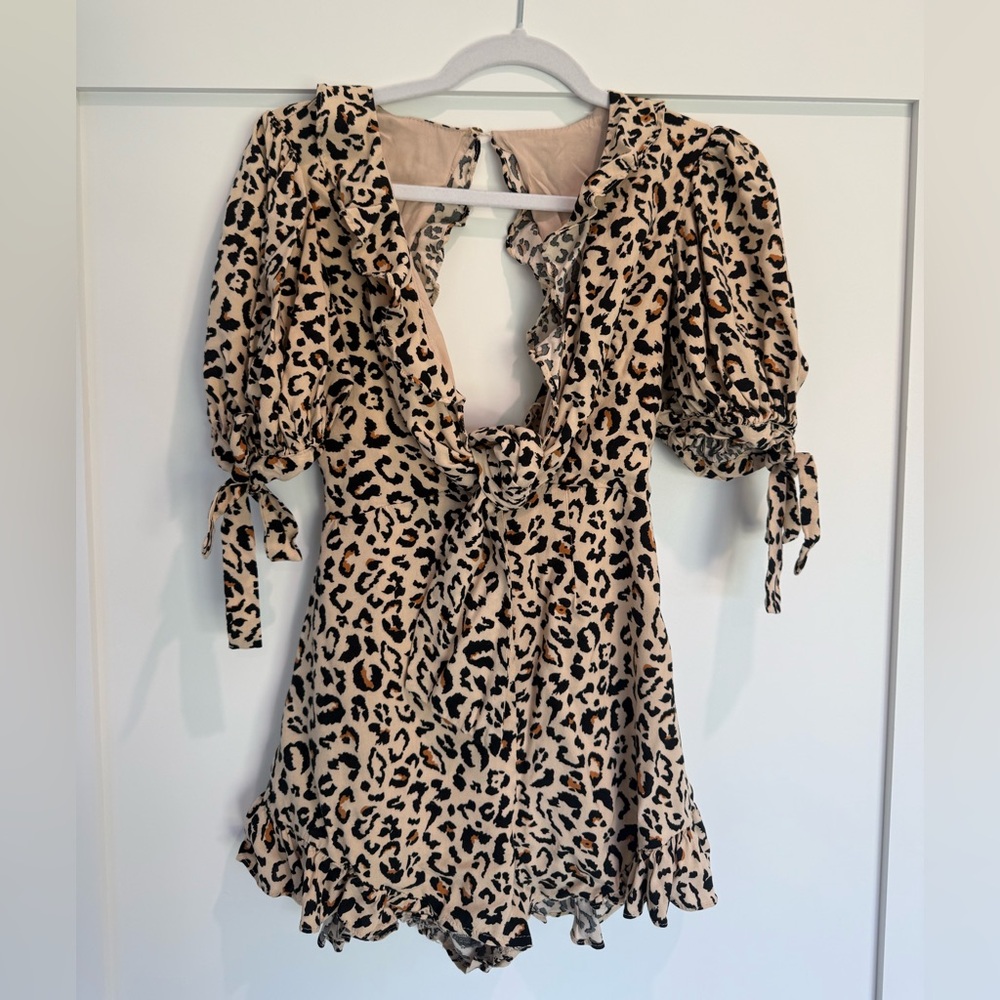 PETAL + PUP Leopard Print Puff Sleeve Romper Dress